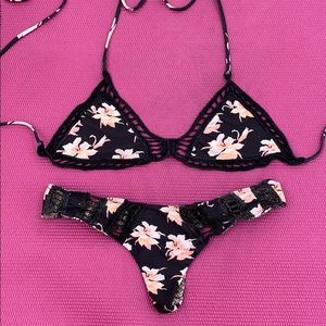 BOTTOMS SOLD TOP AVAILABLE